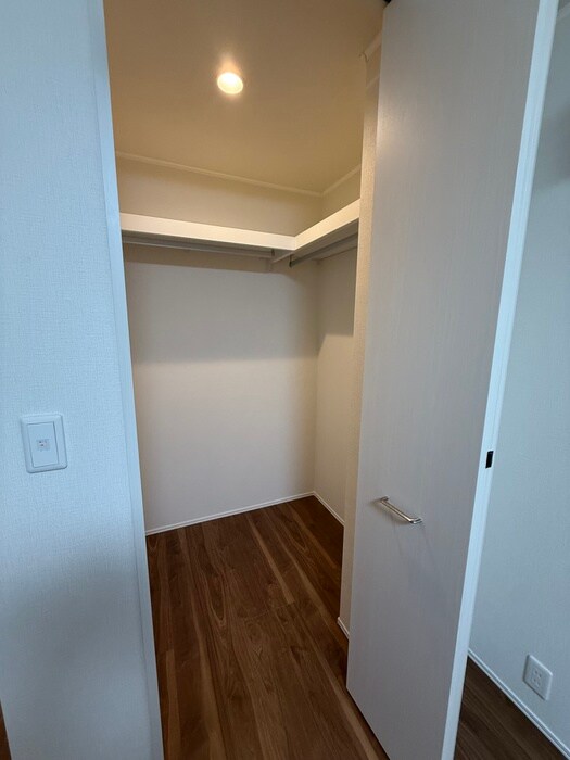 物件内観写真15　(収納)