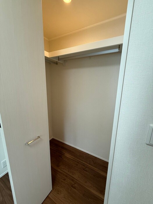 物件内観写真15　(収納)