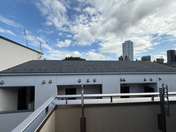 物件内観写真18　(室内からの展望)