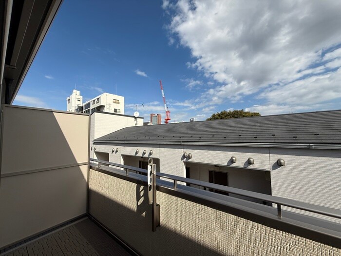 物件内観写真18　(室内からの展望)