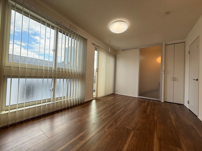 物件内観写真21　(廊下)