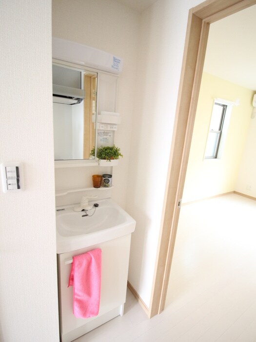 物件内観写真11　(洗面)