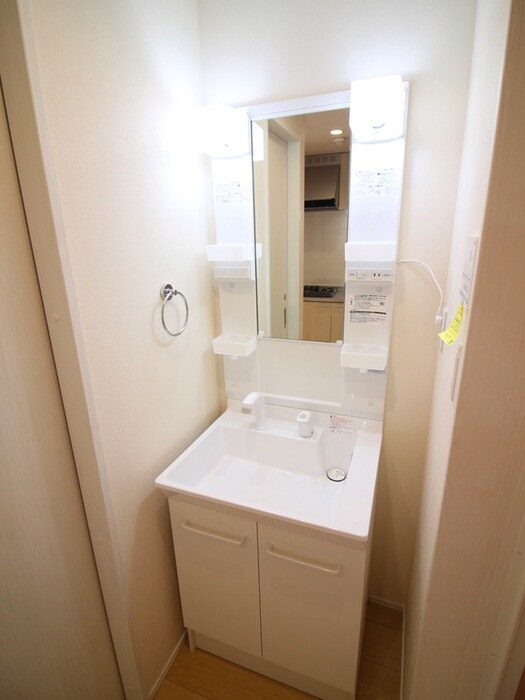 物件内観写真12　(洗面)