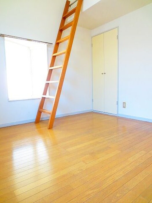 物件内観写真8　(居室)