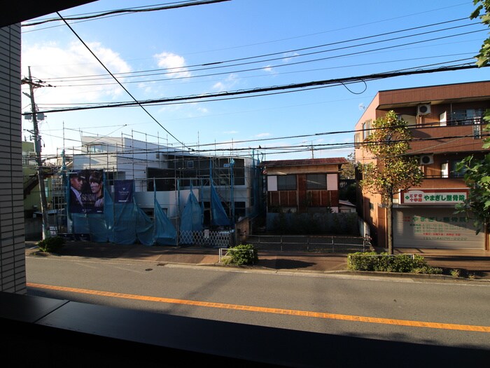 物件内観写真20　(室内からの展望)