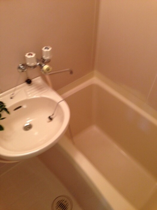 物件内観写真10　(バス／シャワールーム等)