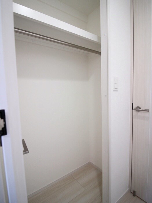 物件内観写真11　(収納)