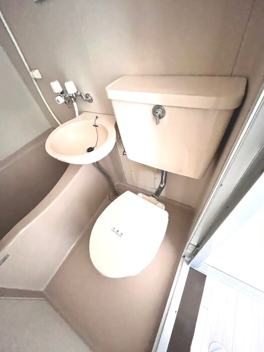 物件内観写真16　(トイレ)