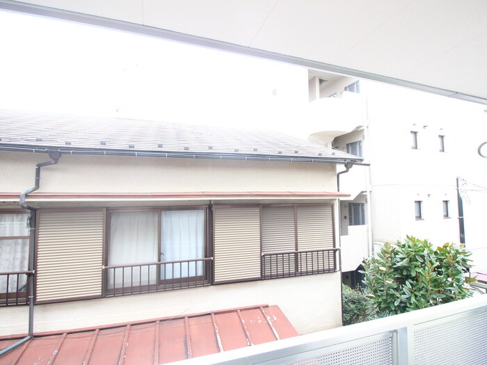 物件内観写真16　(室内からの展望)