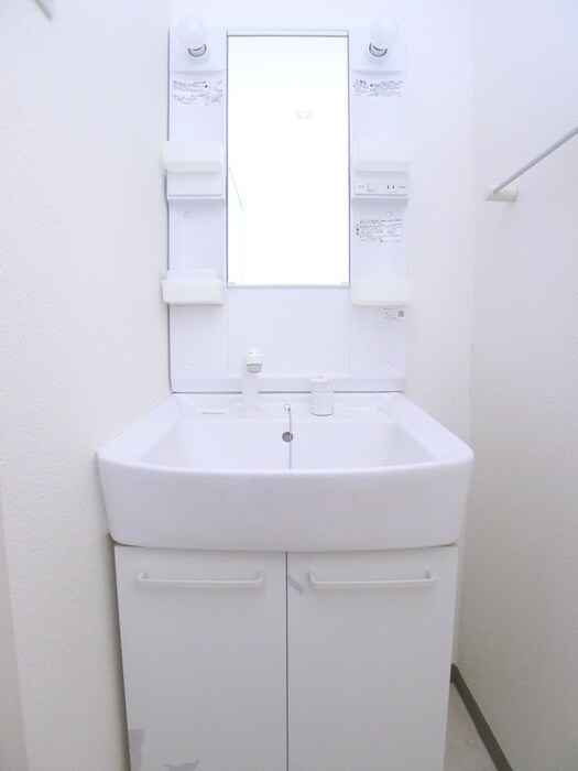 物件内観写真12　(洗面)