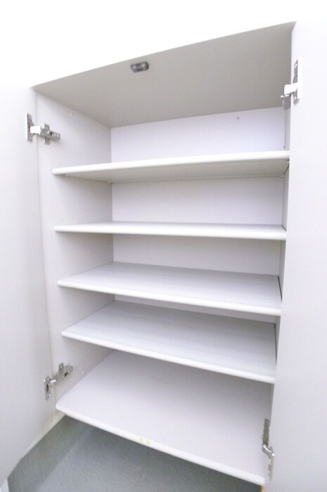 物件内観写真15　(靴箱)