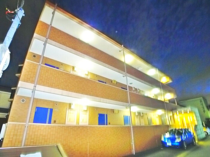 物件外観写真2　(外観写真)