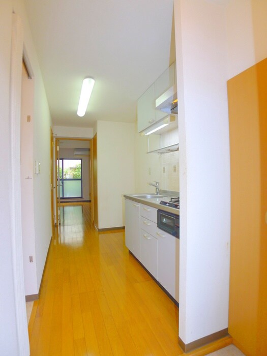 物件内観写真16　(廊下)