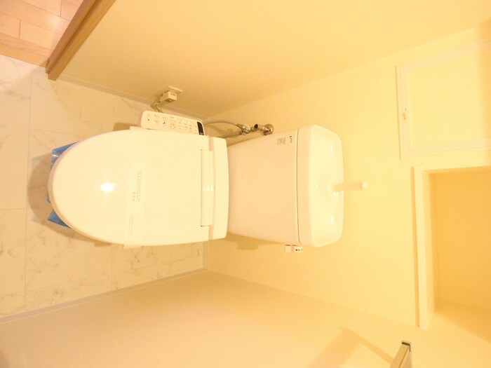 物件内観写真7　(トイレ)