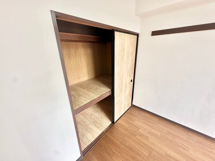物件内観写真13　(収納)