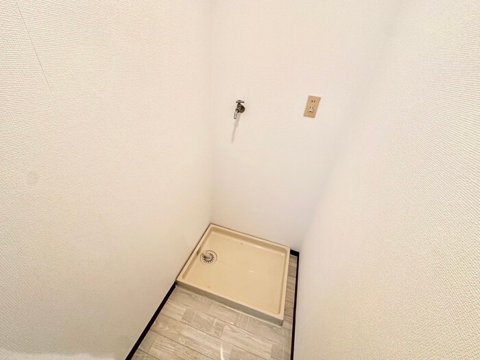 物件内観写真22　(洗濯機置場)