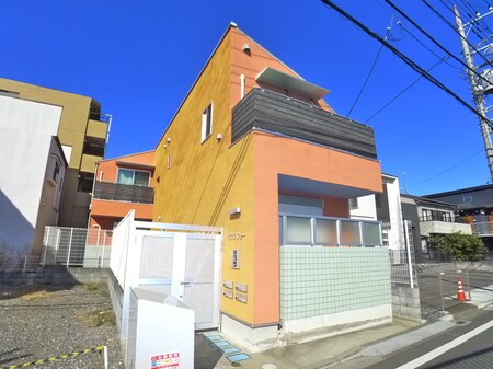 ハウスフォー外観写真