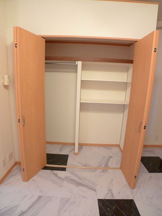 物件内観写真13　(収納)