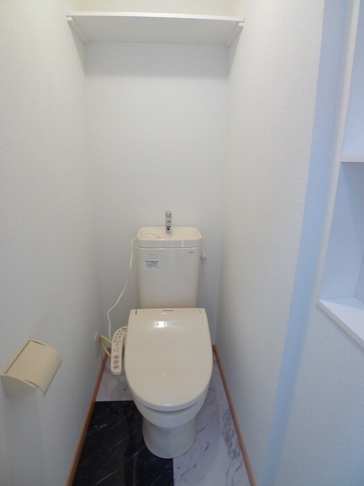 物件内観写真15　(トイレ)