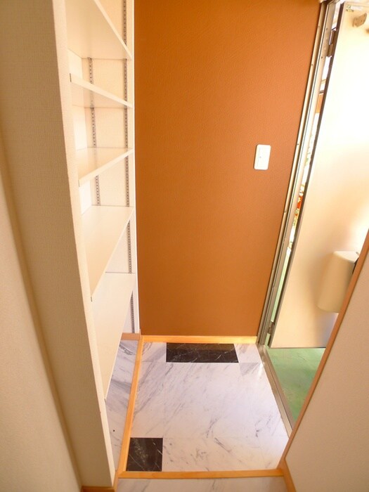 物件内観写真17　(靴箱)