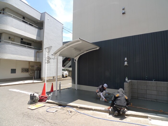 物件外観写真5　(駐輪場)