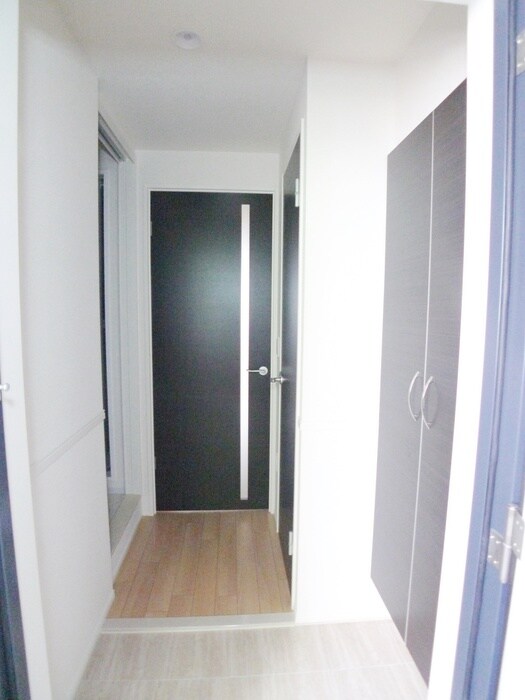 物件内観写真19　(廊下)