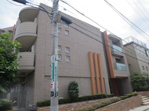 グランリビン千駄木外観写真