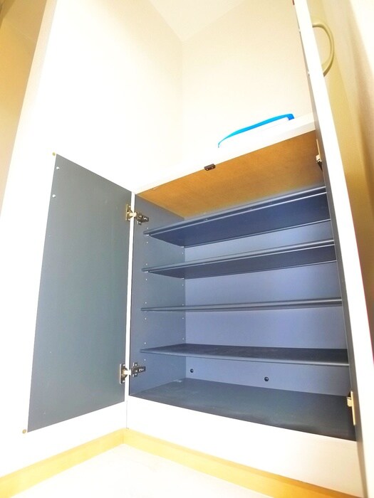 物件内観写真18　(靴箱)