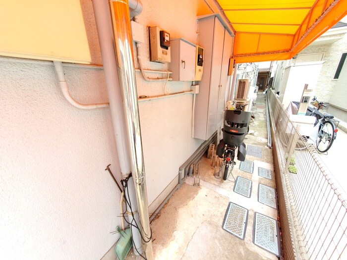 物件外観写真5　(駐輪場)