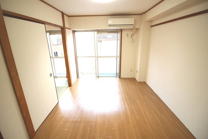 物件内観写真14　(居室)