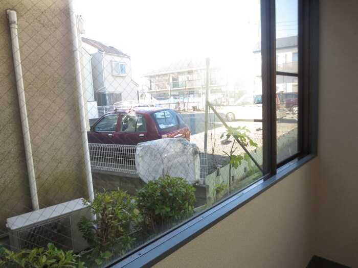 物件内観写真13　(室内からの展望)