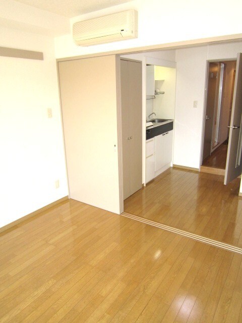 物件内観写真13　(居室)