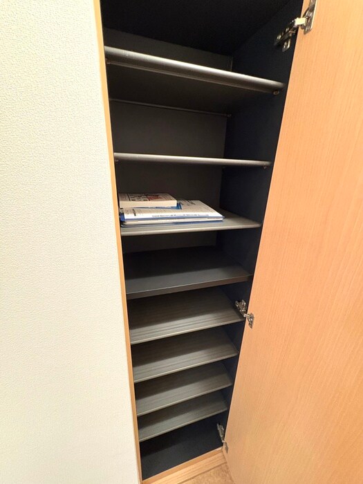 物件内観写真17　(靴箱)