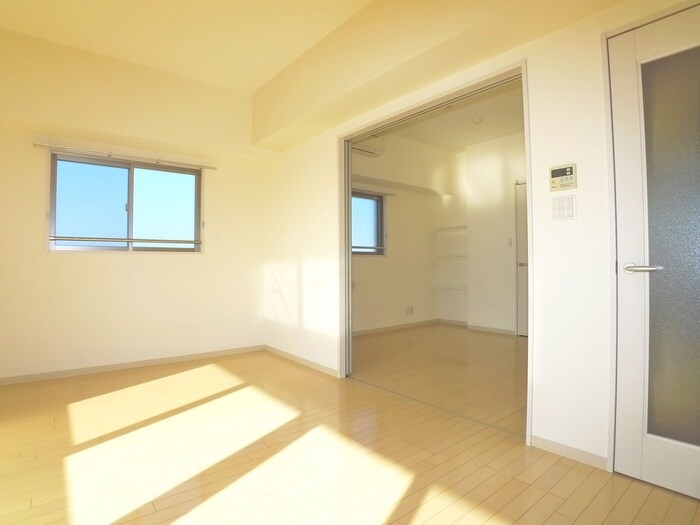 物件内観写真8　(居室)