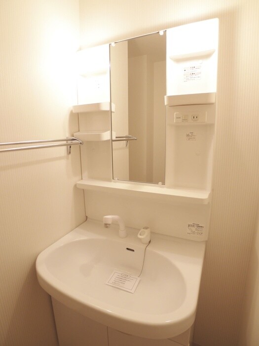 物件内観写真13　(洗面)