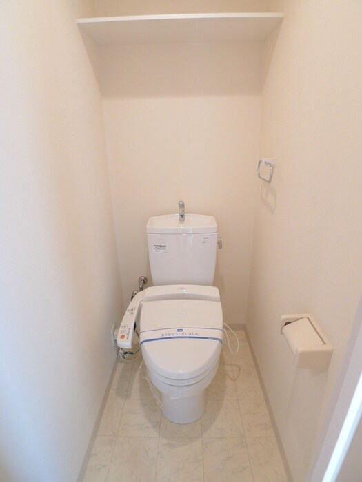 物件内観写真14　(トイレ)