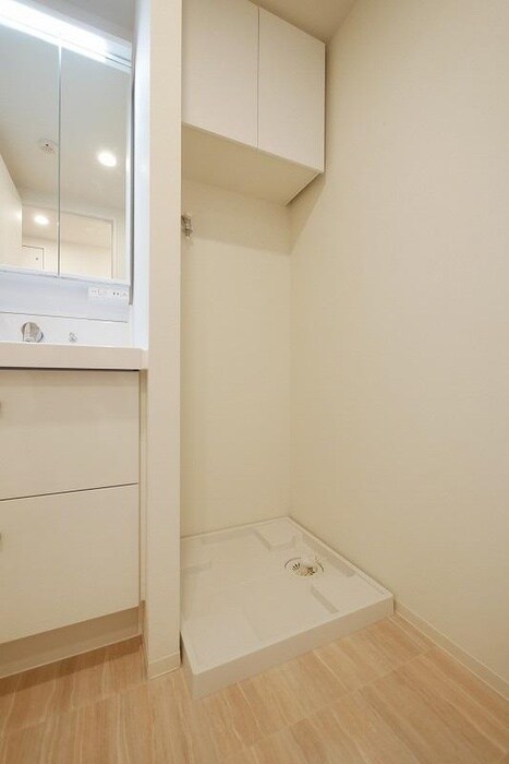 物件内観写真15　(洗濯機置場)