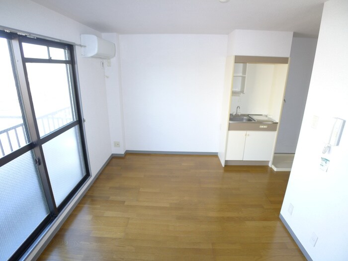 物件内観写真10　(居室)