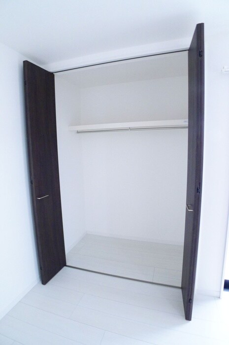 物件内観写真13　(収納)