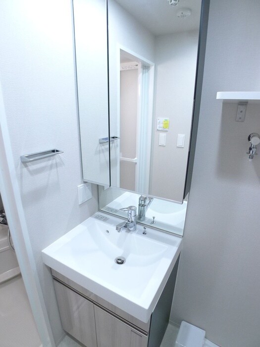 物件内観写真11　(洗面)