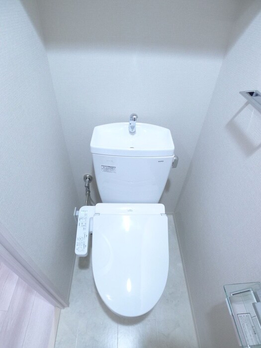 物件内観写真13　(トイレ)