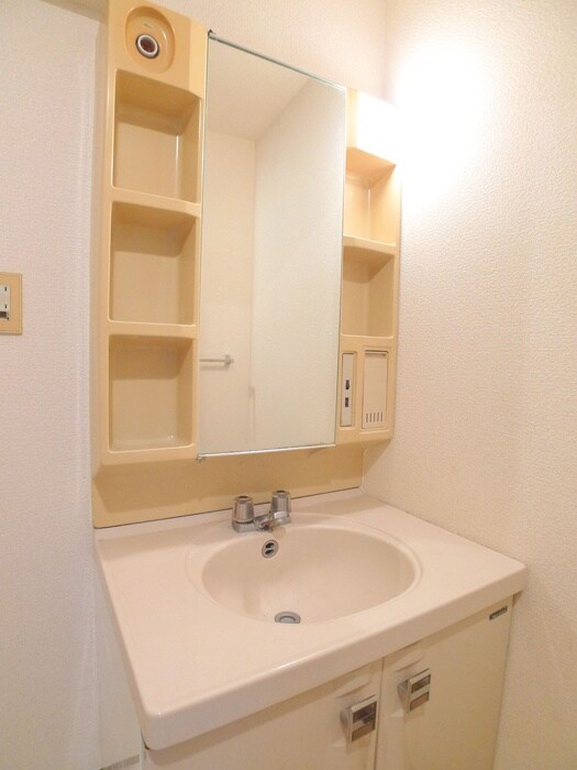 物件内観写真10　(洗面)