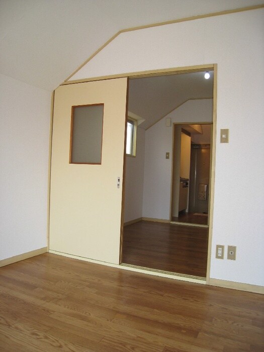 物件内観写真9　(居室)