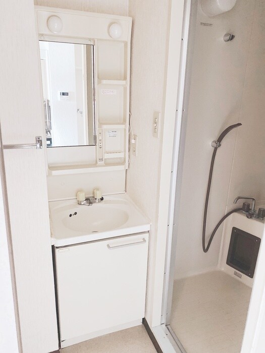 物件内観写真11　(洗面)