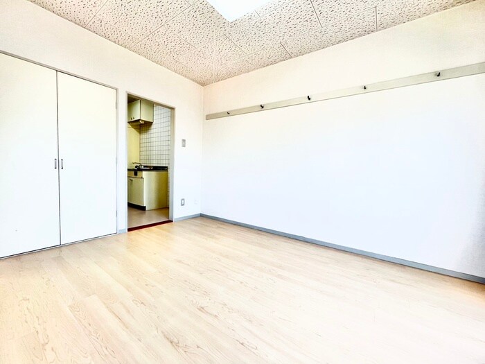 物件内観写真10　(居室)