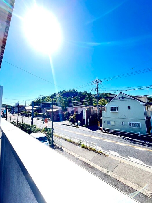 物件内観写真16　(室内からの展望)