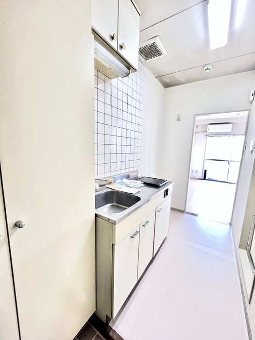 物件内観写真20　(廊下)