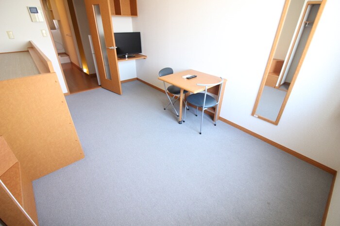 物件内観写真8　(居室)