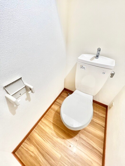 物件内観写真14　(トイレ)