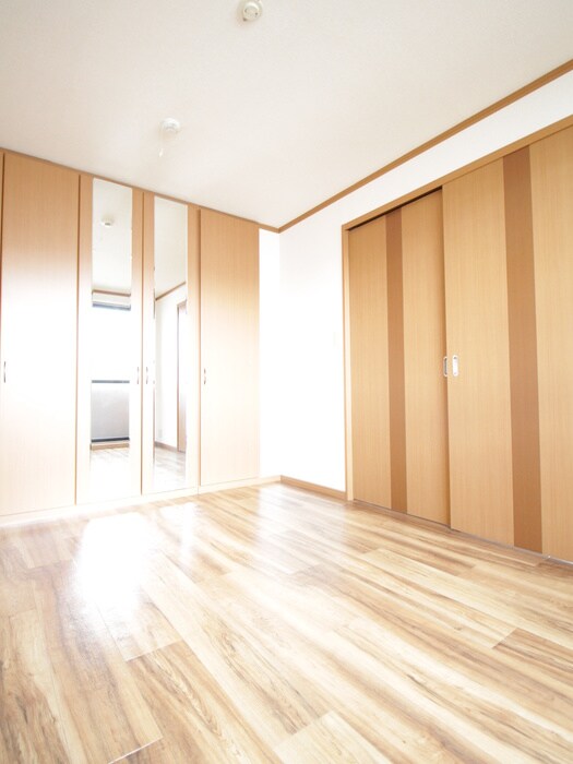 物件内観写真18　(居室)